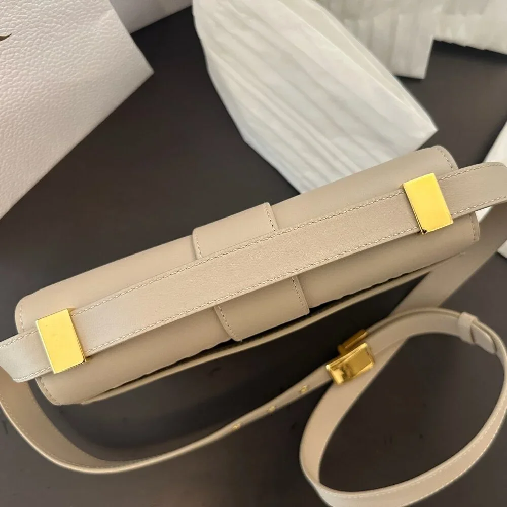 Dior 30 Montaigne Bag - Picture 3 of 5